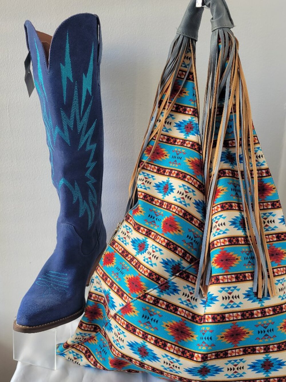 NWOT Vibrant Aztec Southwestern Pattern Slouchy Hobo Bag | Turquoise & Rust